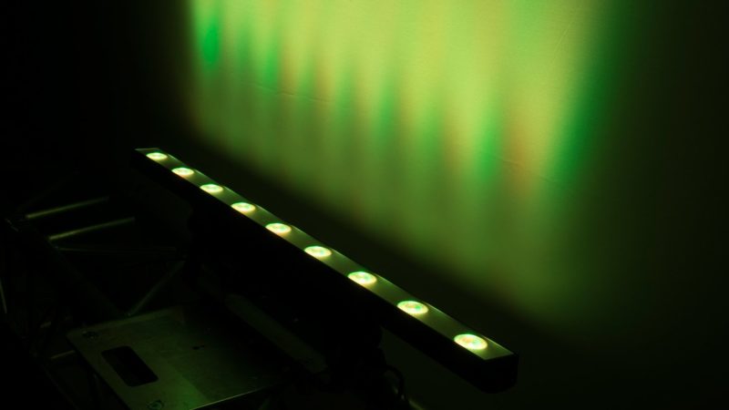 LEDbattens-Chauvet-Pix-Bar-USB-Green-Display (1)
