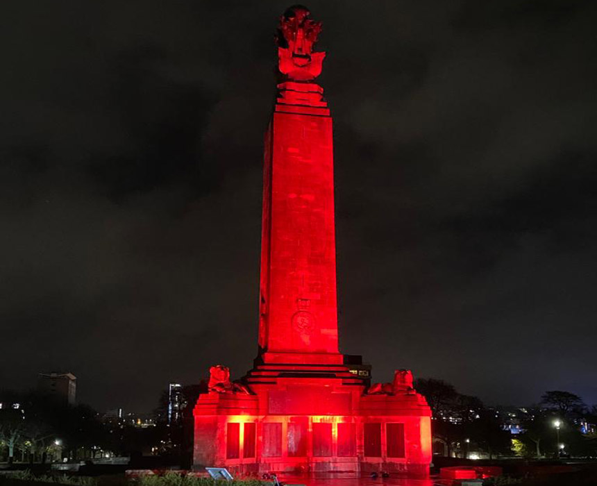 Illumination of Plymouth war memorial for Remembrance day 2020 Illumination London Halo Lighting